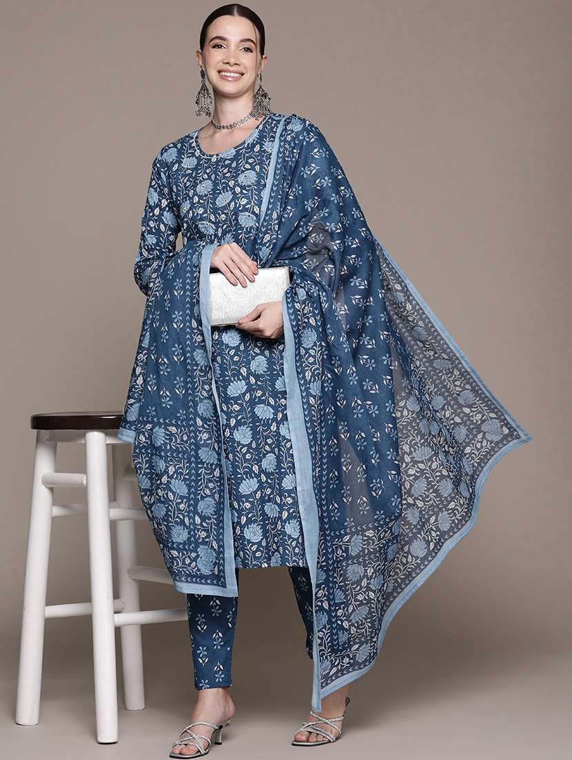 women three quarter sleeve kurta pant with dupatta set