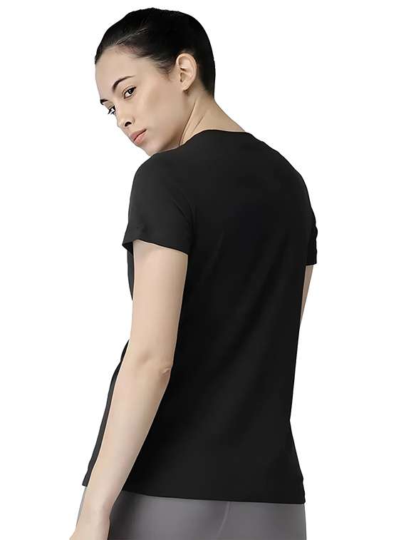 women round neck chest print t-shirt - 21092413 - Standard Image - 3