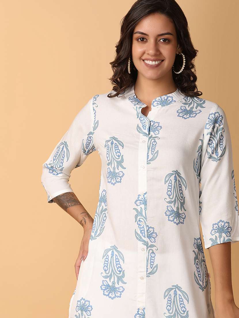women three quarter sleeve straight kurta - 21092740 - Standard Image - 5