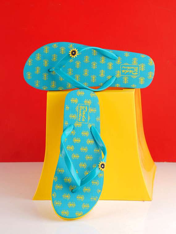 blue rubber slippers flip flops