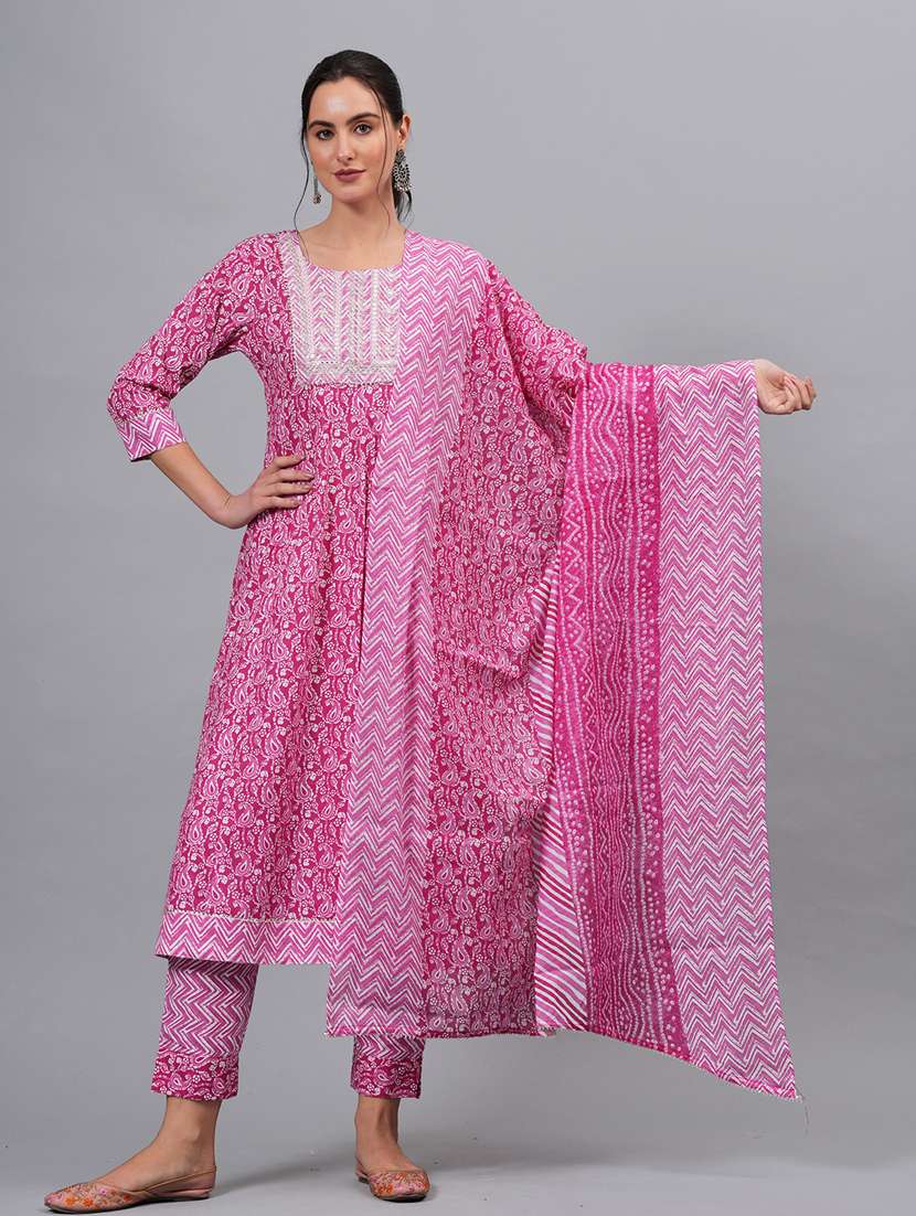 women paisley printed kurta pant with dupatta set - 21100080 -  Zoom Image - 0