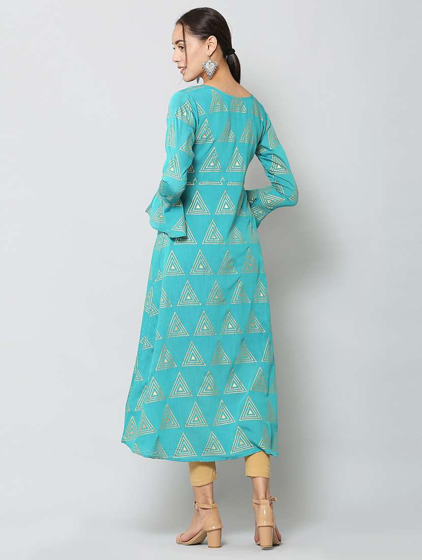 women three quarter sleeves flared kurta - 21100533 - Standard Image - 3