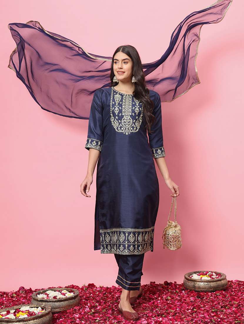 women three quarter sleeve kurta pant with dupatta set - 21102173 - Zoom Image - 0