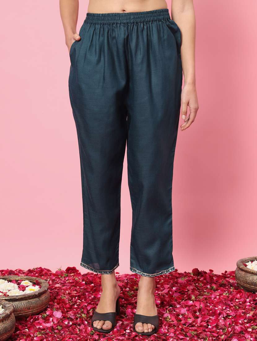 women three quarter sleeve kurta pant with dupatta set - 21102185 -  Standard Image - 3