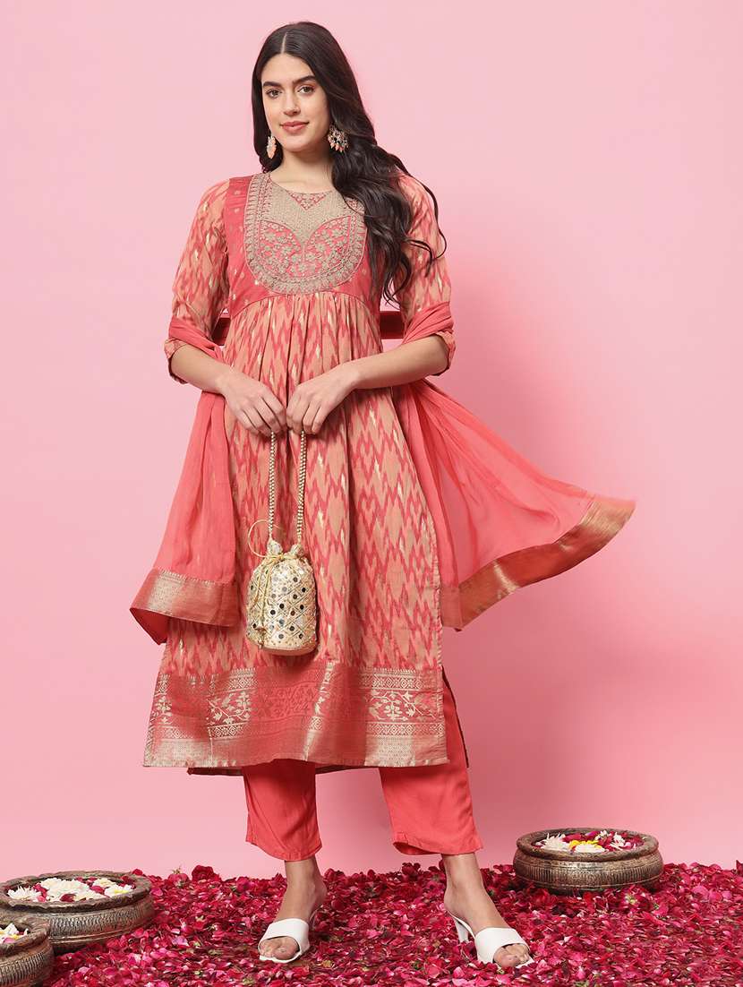 women peach kurta pant set with dupatta
