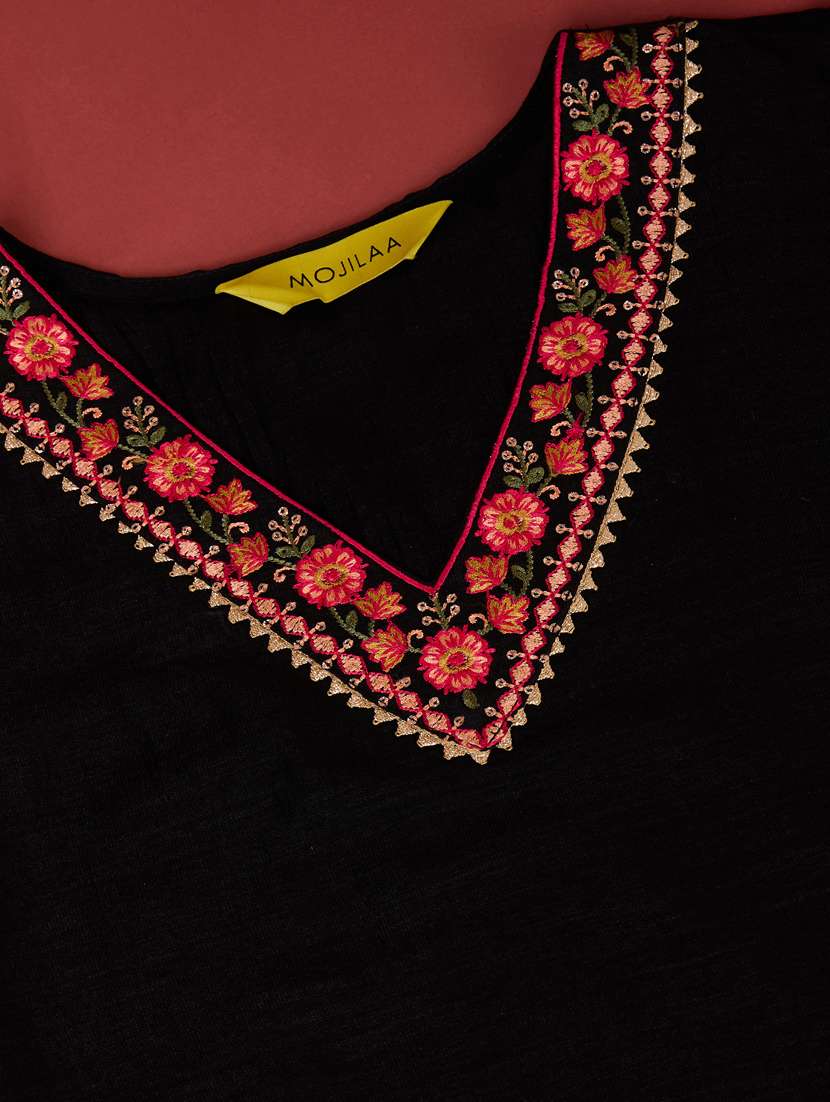 women embroidered kurta pant with dupatta set - 21102915 -  Standard Image - 5