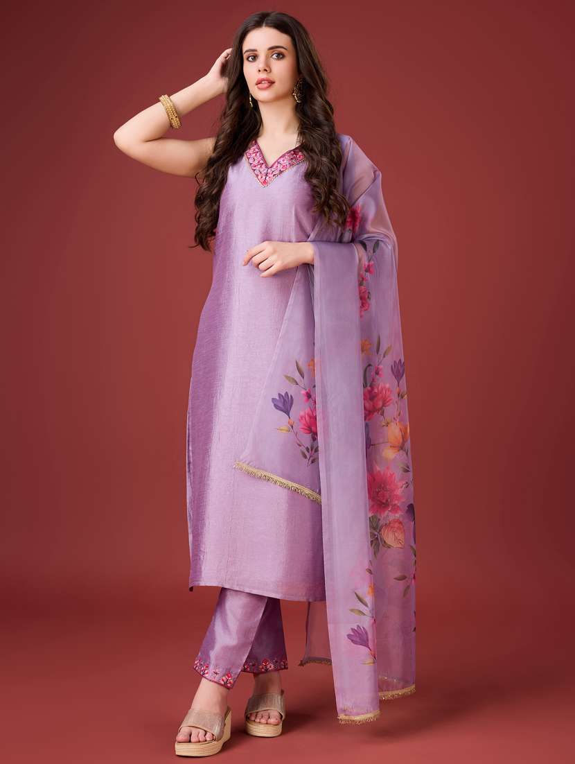 women embroidered kurta pant with dupatta set - 21102916 -  Zoom Image - 0