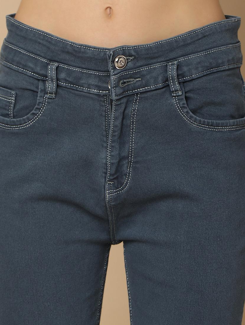 women solid mid rise denim short - 21103177 - Standard Image - 5