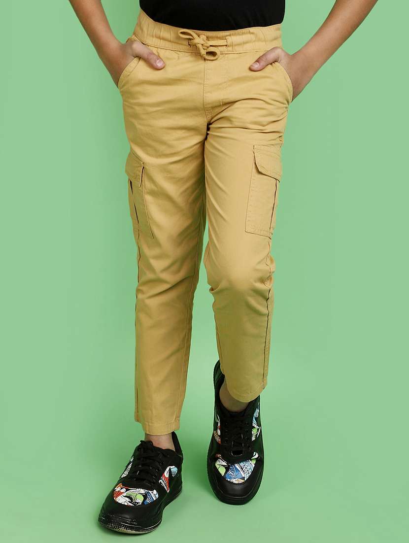 boys regular fit solid casual cargo