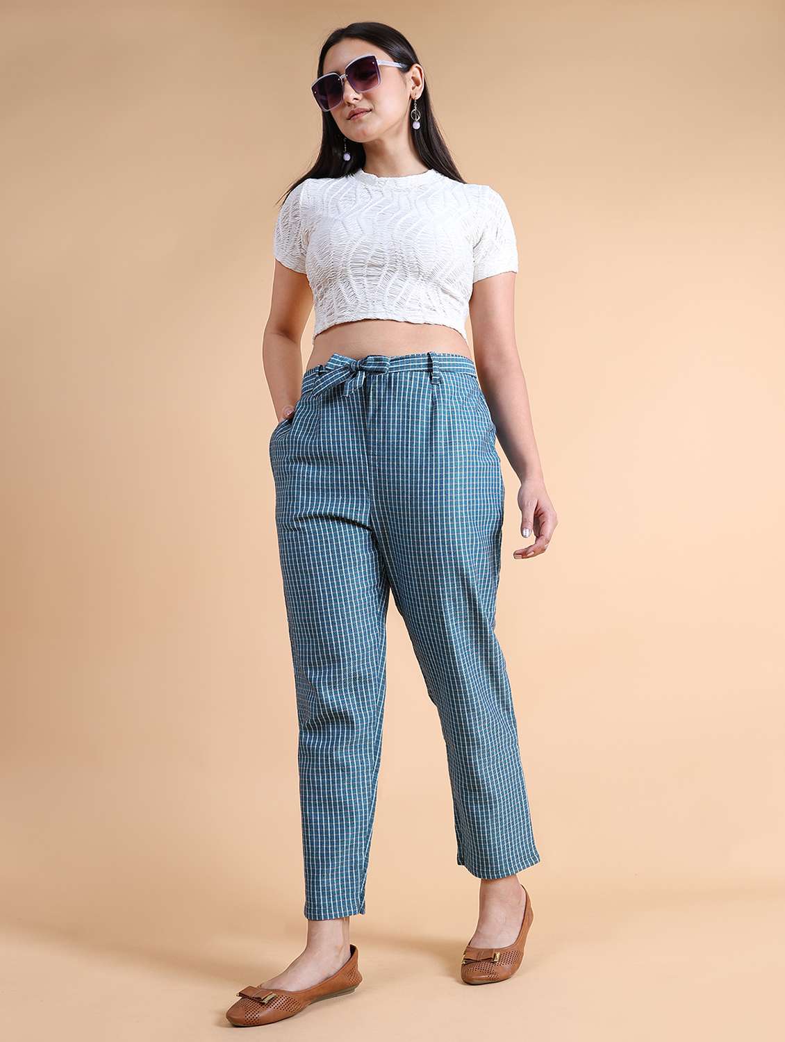 women checkered cotton cigarette pant - 21103285 -  Standard Image - 3