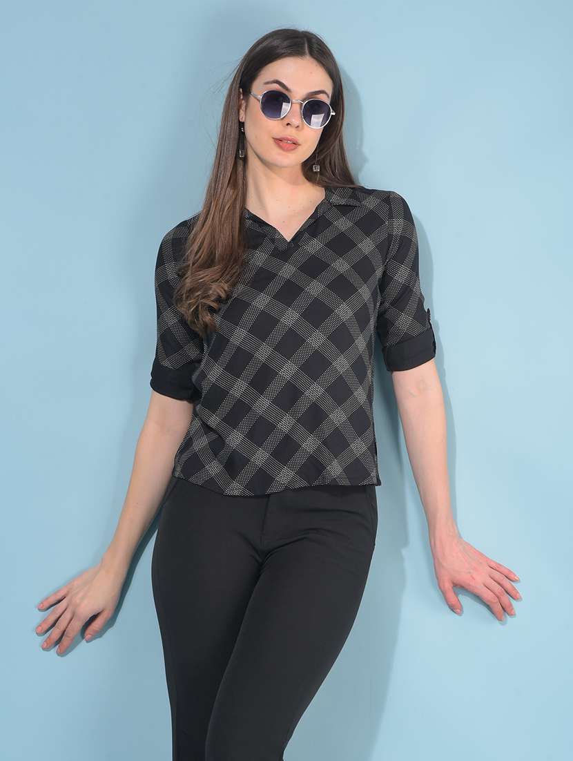 women printed collared top
