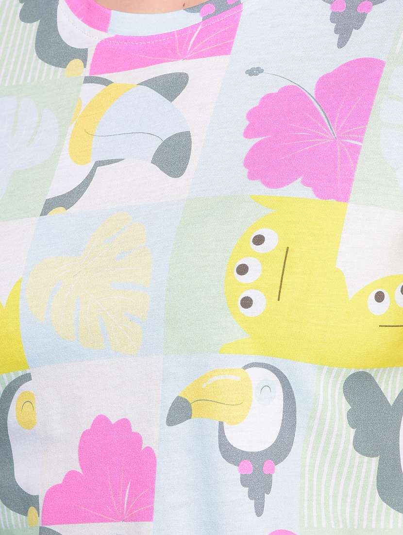 women short sleeves all over t-shirt - 21111292 -  Standard Image - 5