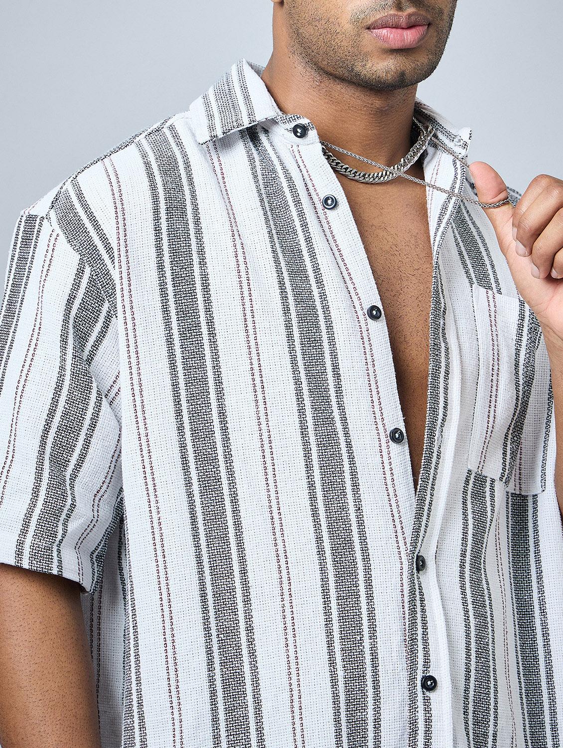 half sleeve oversized fit shirt - 21113439 - Standard Image - 5