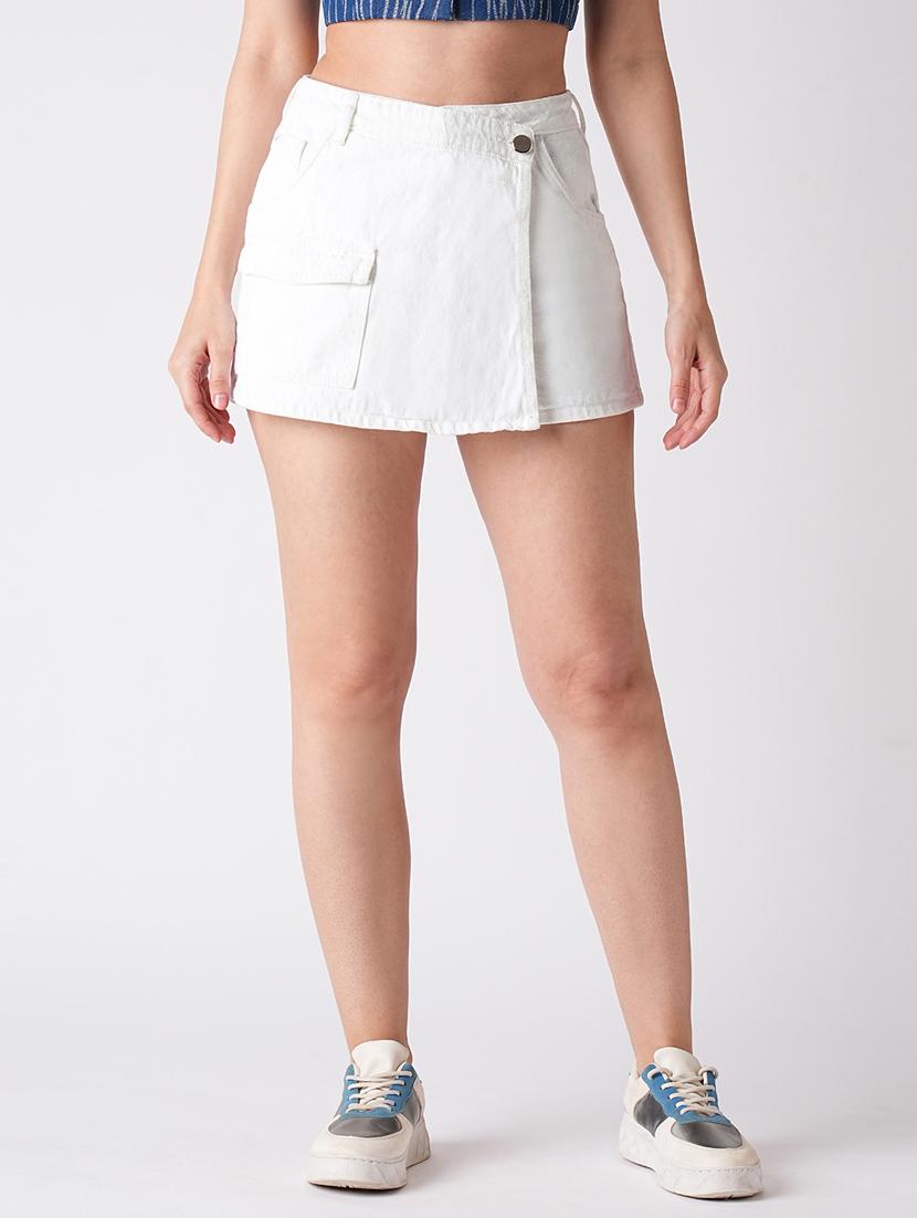globus women white mid-rise slim fit denim skorts