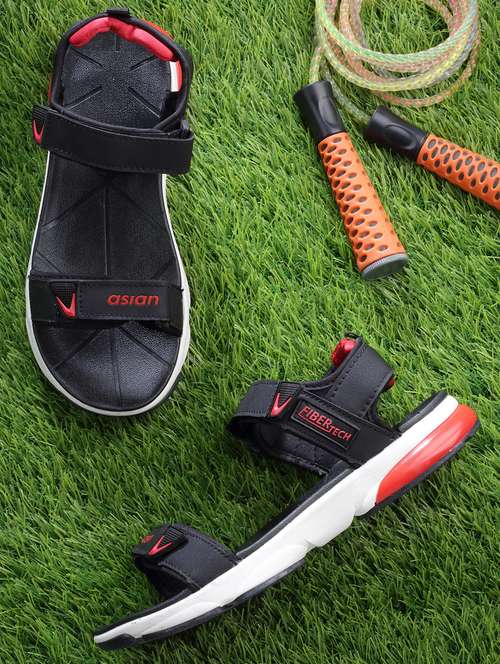 Men Black Back Strap Floater