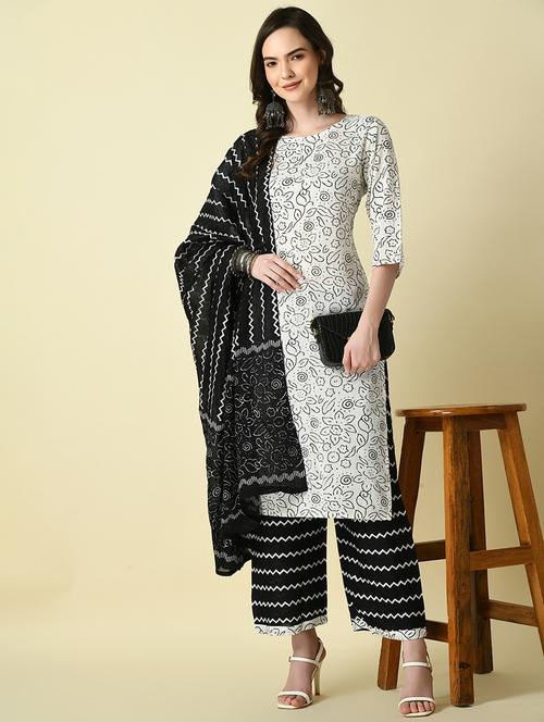 women three quarter sleeve kurta pant with dupatta set - 21128983 - Standard Image - 0
