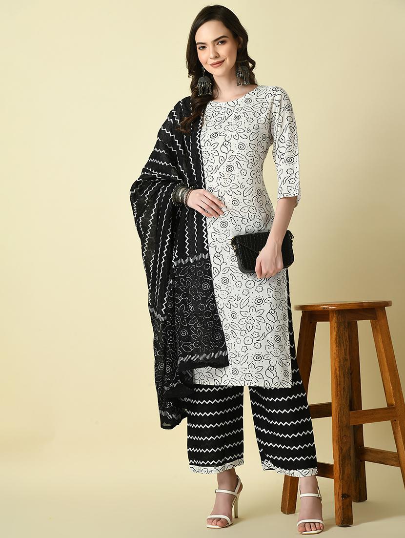 women three quarter sleeve kurta pant with dupatta set - 21128983 - Zoom Image - 0