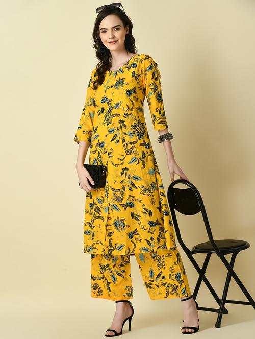women yellow floral printed kurta & palazzo set - 21128984 - Standard Image - 0