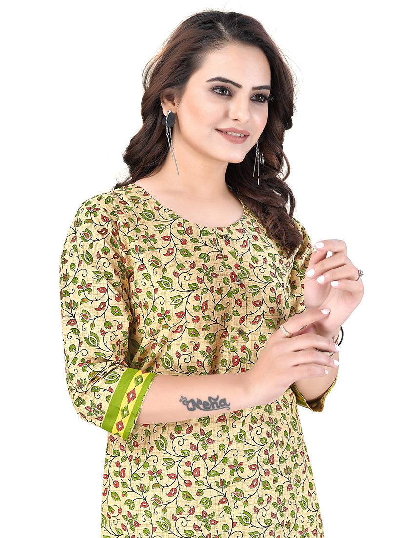 women three quarter sleeve straight kurta - 21129727 - Standard Image - 3
