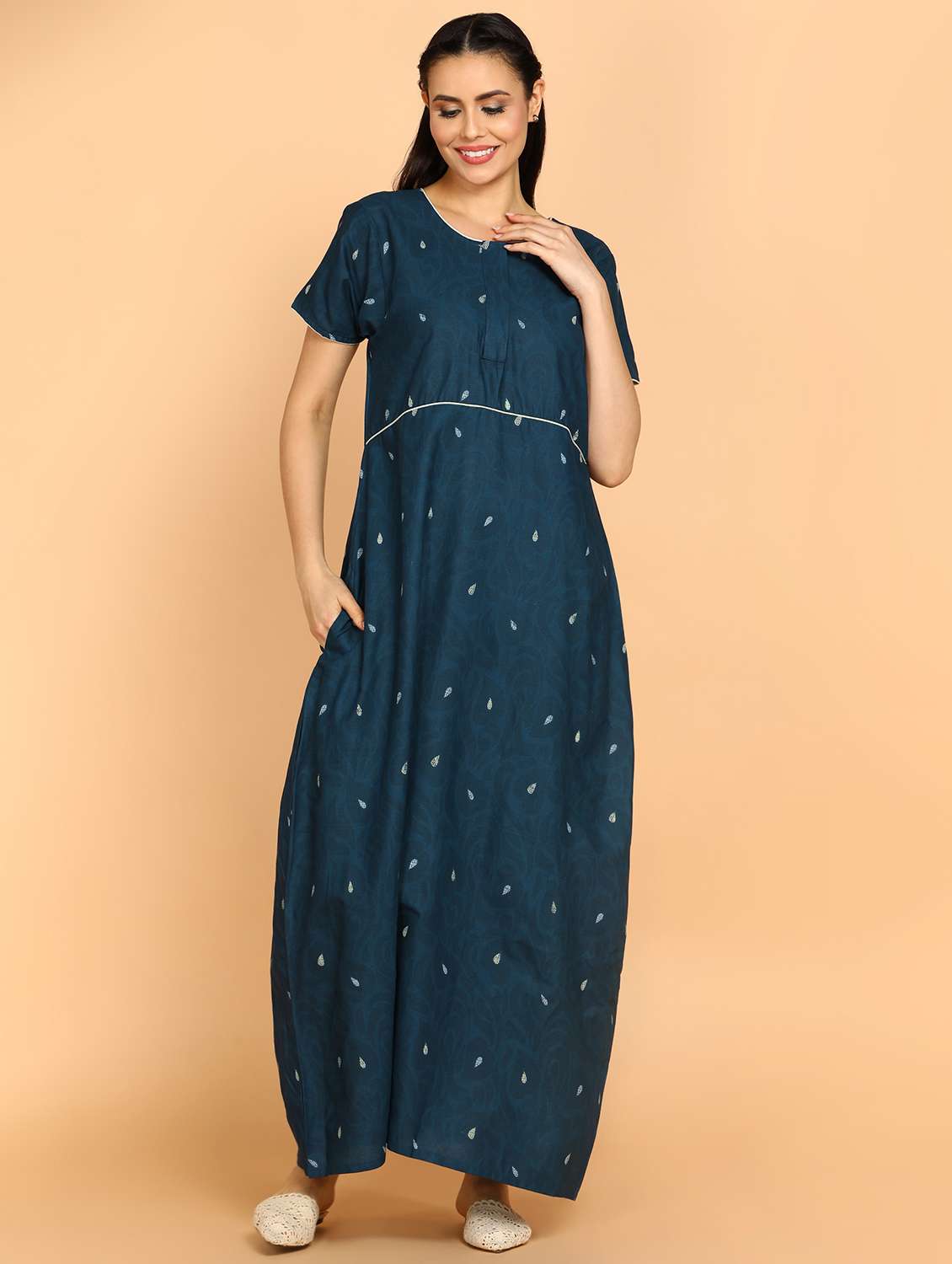 women navy blue self design cotton nighty  - 21129912 -  Zoom Image - 0