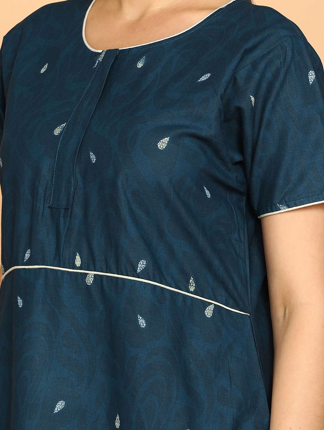 women navy blue self design cotton nighty - 21129912 - Standard Image - 3