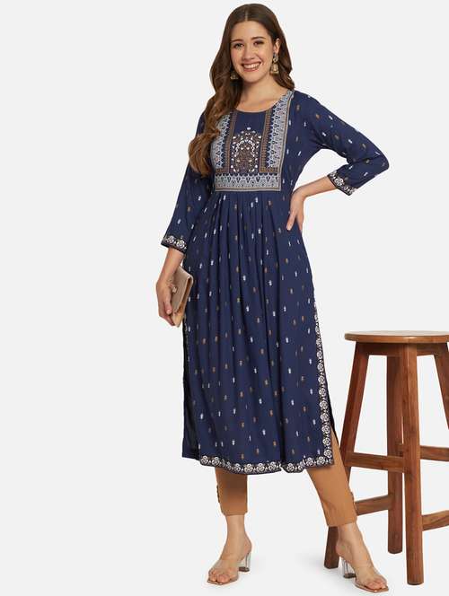 women three quarter sleeve a-line kurta - 21131556 - Standard Image - 0
