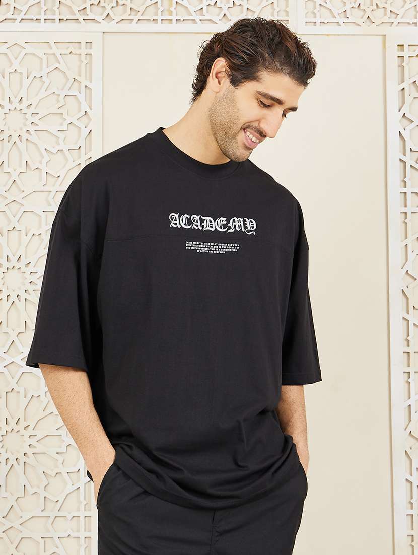 men round neck short sleeves t-shirt - 21135454 -  Zoom Image - 0