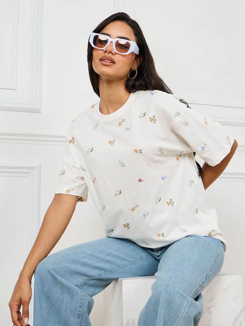 off white cotton all over print tshirt - 21135651 -  Standard Image - 3