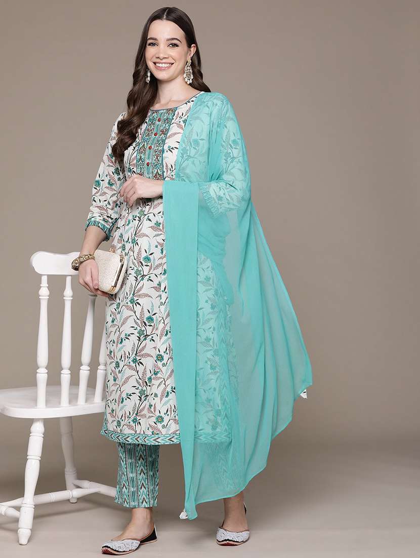 women three quarter sleeve kurta pant with dupatta set - 21136010 -  Zoom Image - 0