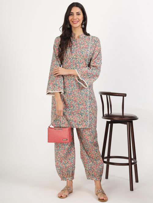 women printed kurta salwar set - 21136608 - Standard Image - 0