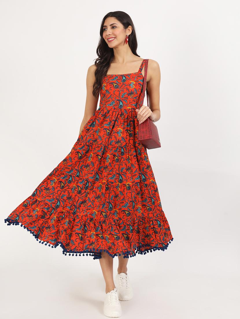 women red paisley printed tiered dress - 21137910 - Standard Image - 3