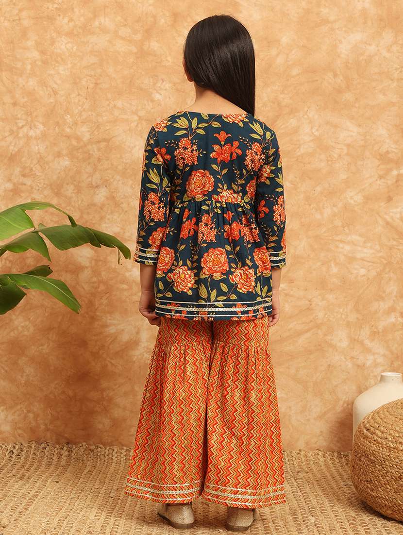 girls printed kurta sharara suit set - 21138282 -  Standard Image - 3