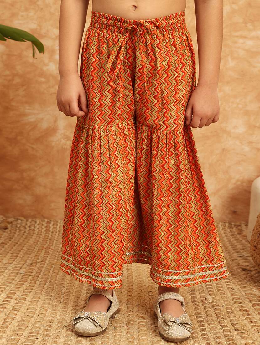 girls printed kurta sharara suit set - 21138282 -  Standard Image - 5