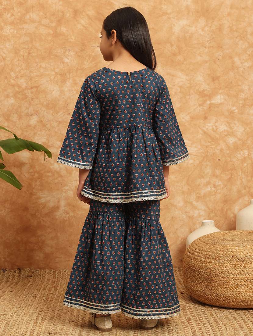 girls printed kurta sharara suit set - 21138286 -  Standard Image - 3