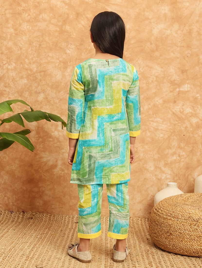 girls printed kurta palazzo suit set - 21138288 -  Standard Image - 3