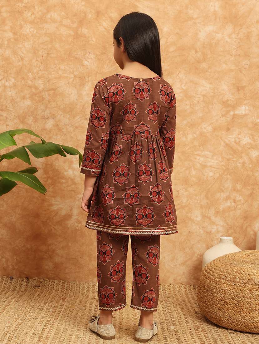 girls printed kurta sharara suit set - 21138291 -  Standard Image - 3
