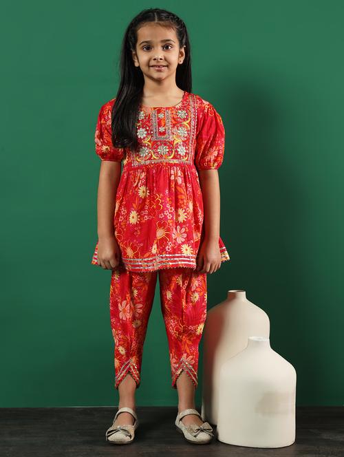 girls printed suit set - 21138298 - Standard Image - 0