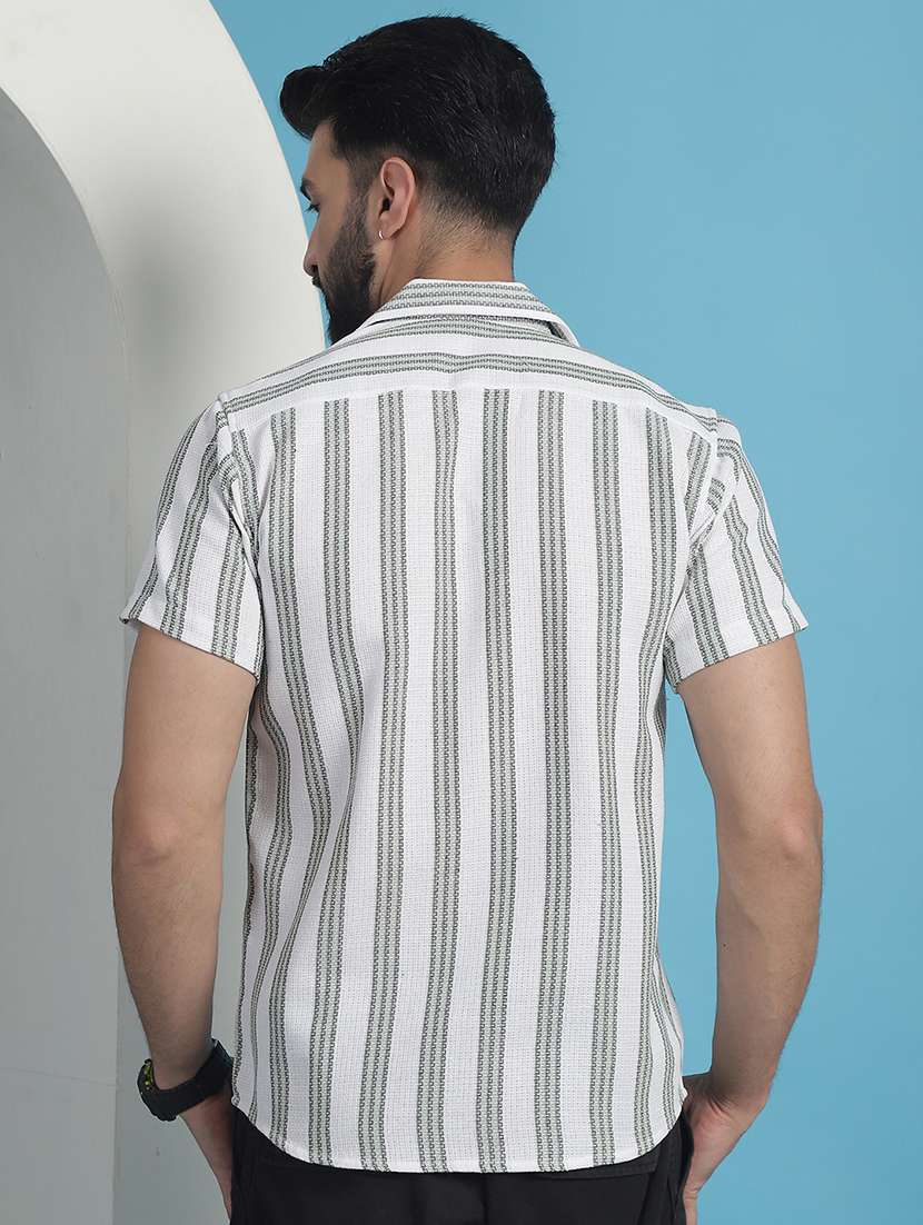men striped casual shirt - 21139348 -  Standard Image - 3