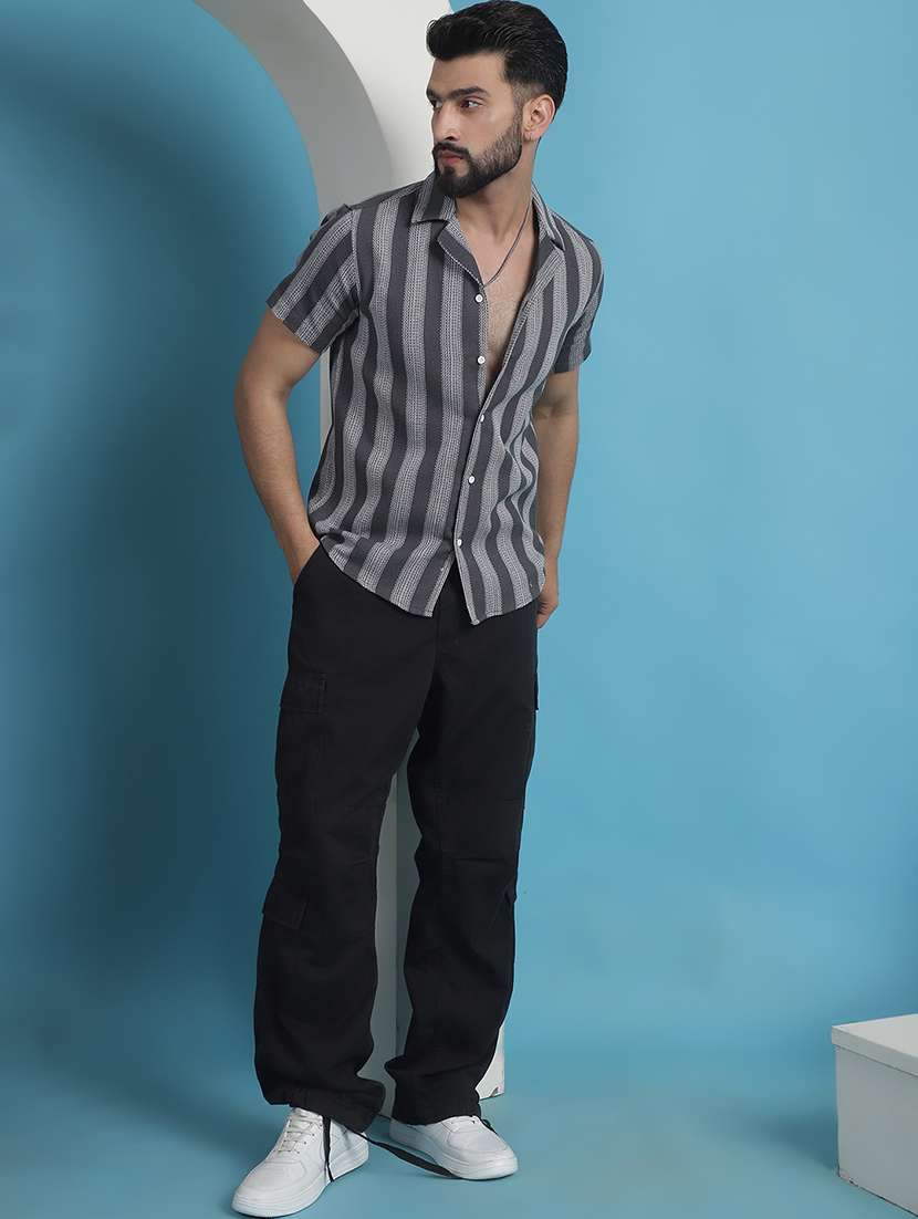 men striped casual shirt - 21139349 -  Standard Image - 3