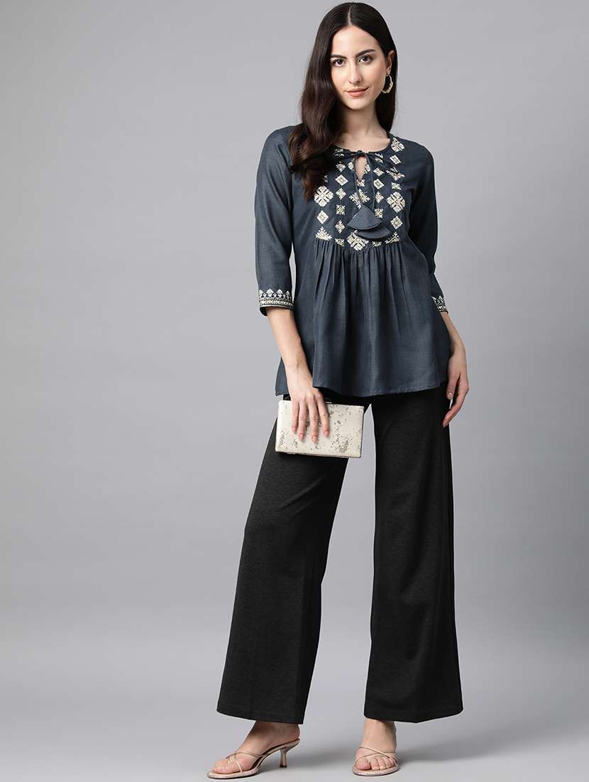 grey embroidered detailed kurti - 21142497 -  Standard Image - 3