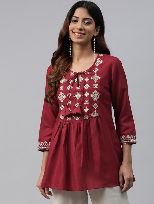 maroon embroidered detailed kurti - 21142526 -  Standard Image - 0