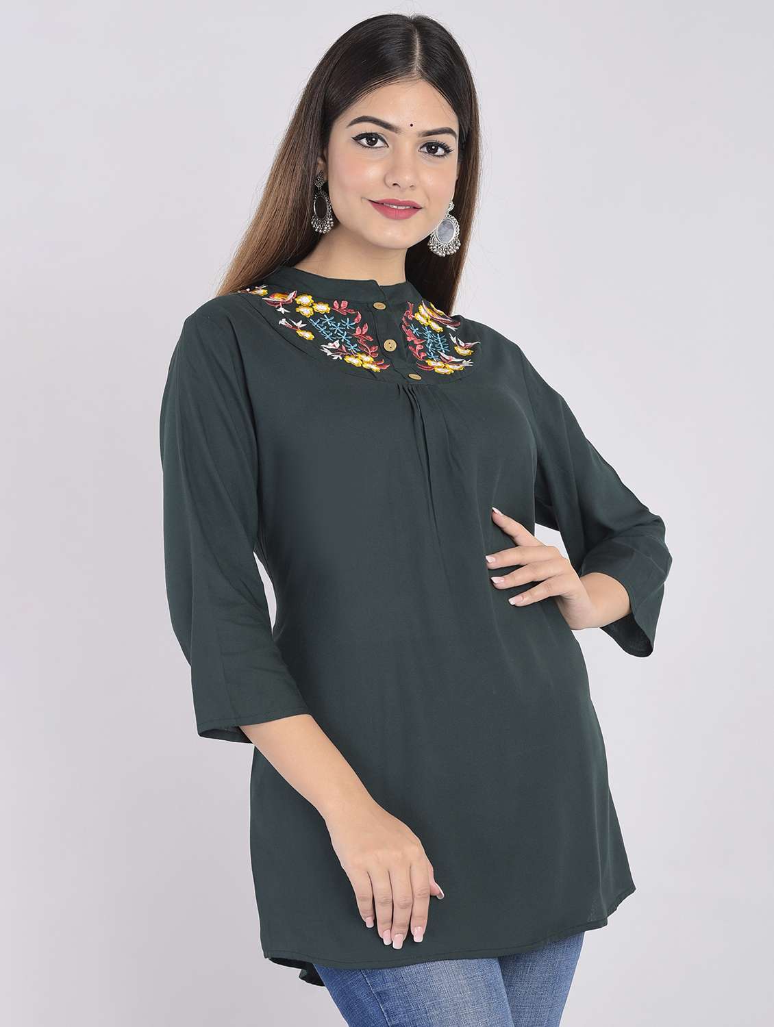 green embroidered detailed regular tunic