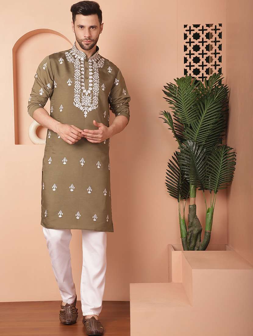 men embroidered kurta pyjama set