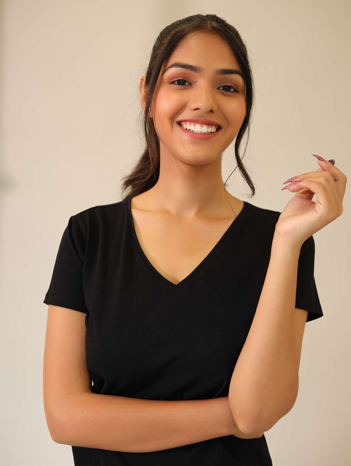 women solid short sleeves t-shirt - 21164617 -  Standard Image - 5