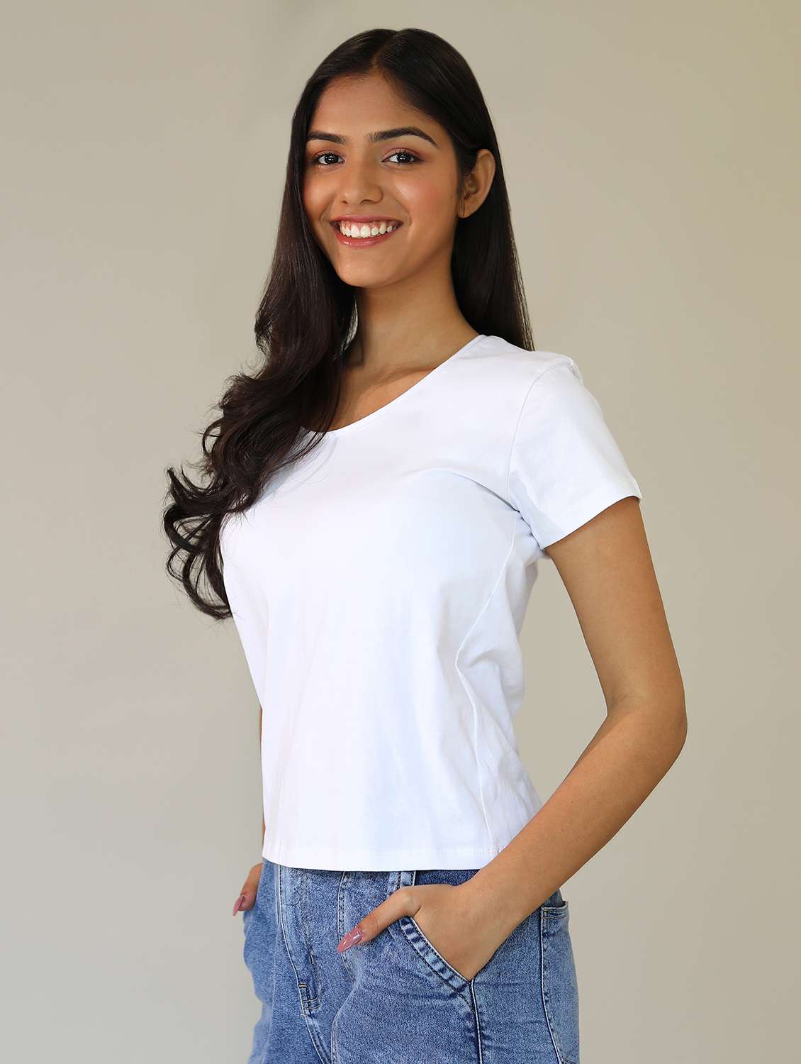 women solid short sleeves t-shirt - 21164621 -  Standard Image - 3