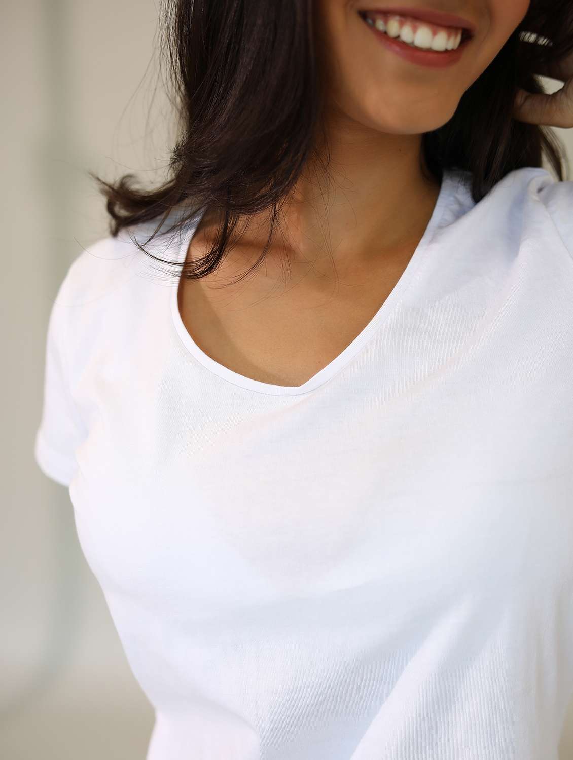 women solid short sleeves t-shirt - 21164621 -  Standard Image - 5