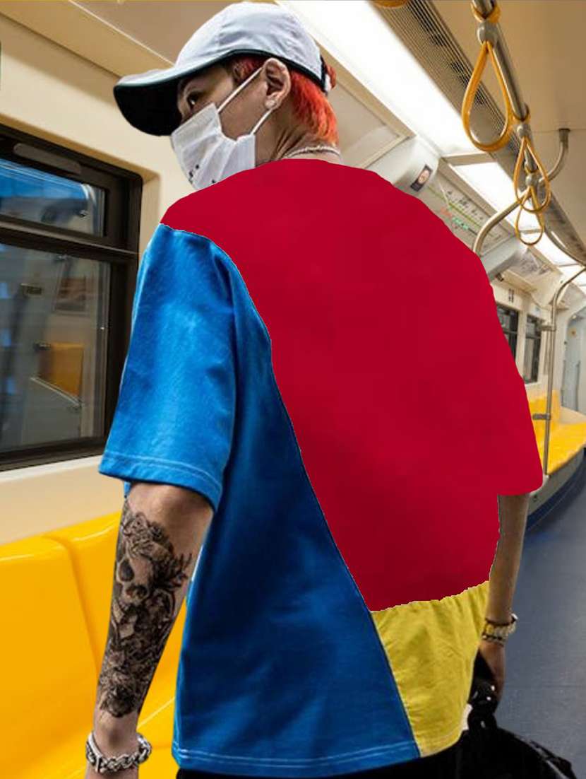 Men Color Blocked Round Neck Oversized T Shirt