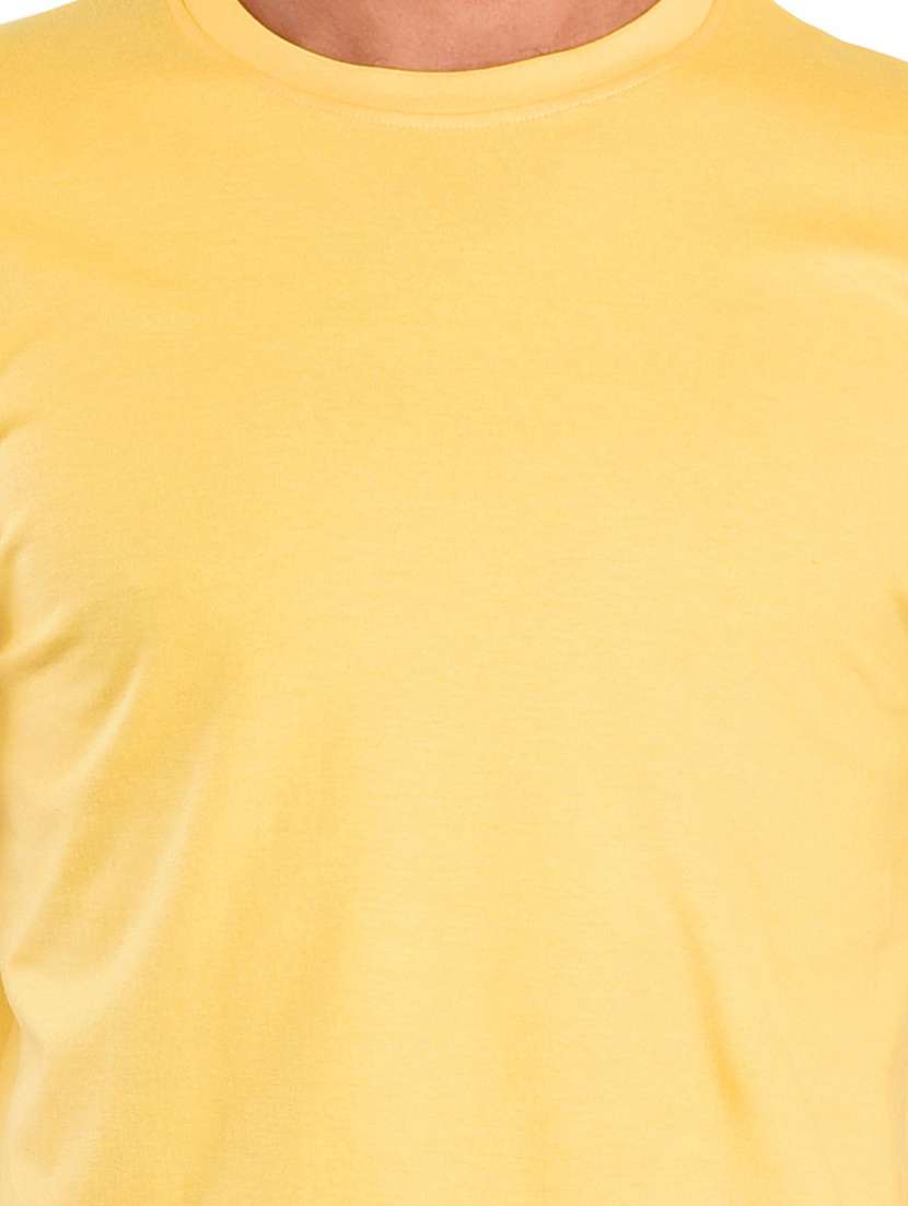 men round neck plain t-shirt - 21170192 -  Standard Image - 3