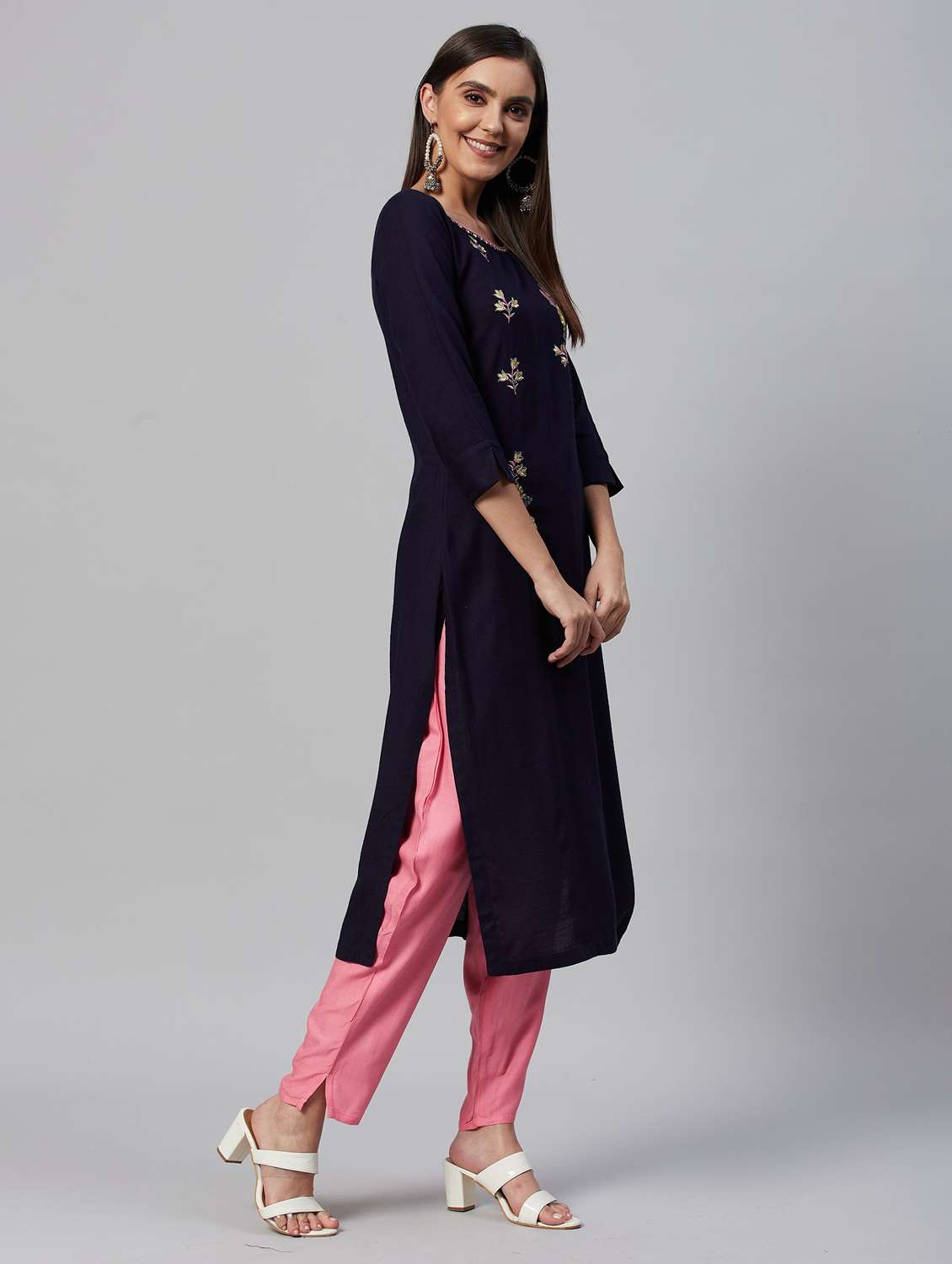 navy blue embroidered kurta pant set - 21171569 - Standard Image - 3