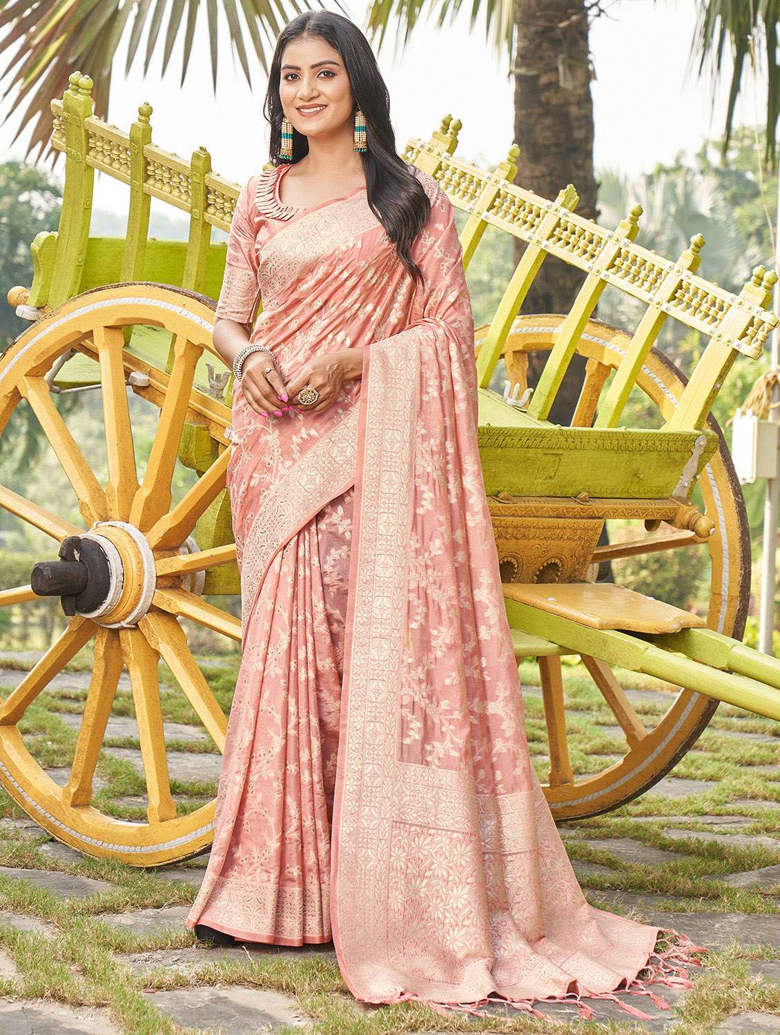 women self design banarasi saree - 21173976 - Zoom Image - 0